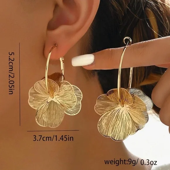 Gold Floral Hoop Statement Earrings New Pair never used! So cute & lightweight! - Picture 2 of 2